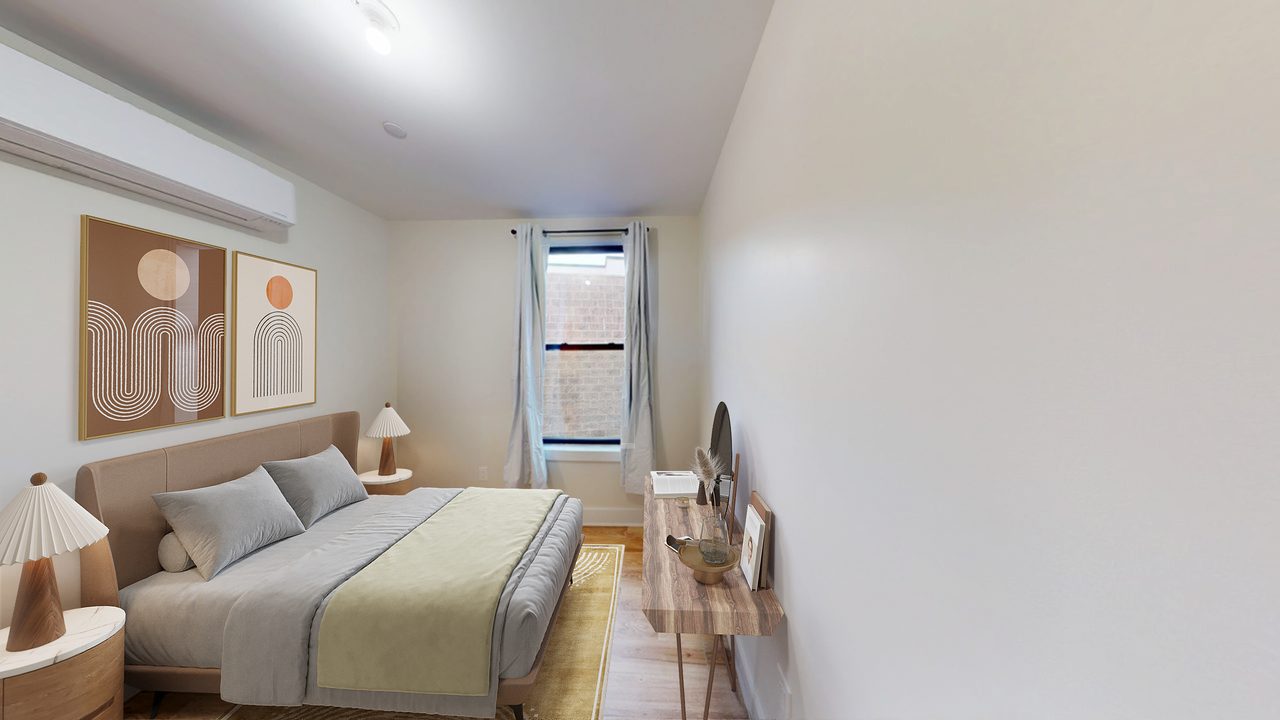 #1833: Crown Heights - Full Bedroom A - 9