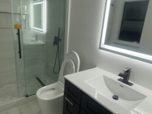 Private Room – Prime Seattle Spot!