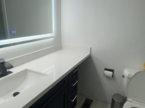 Private Room – Prime Seattle Spot!