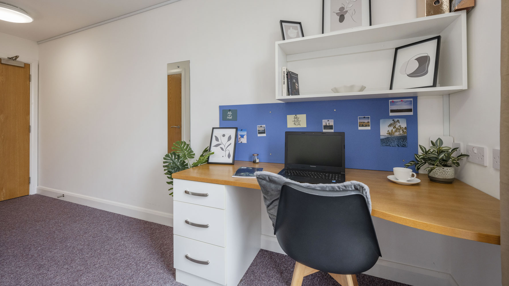  Premium En-Suite With Wet Room  -  Riverside House  - Gallery -  4