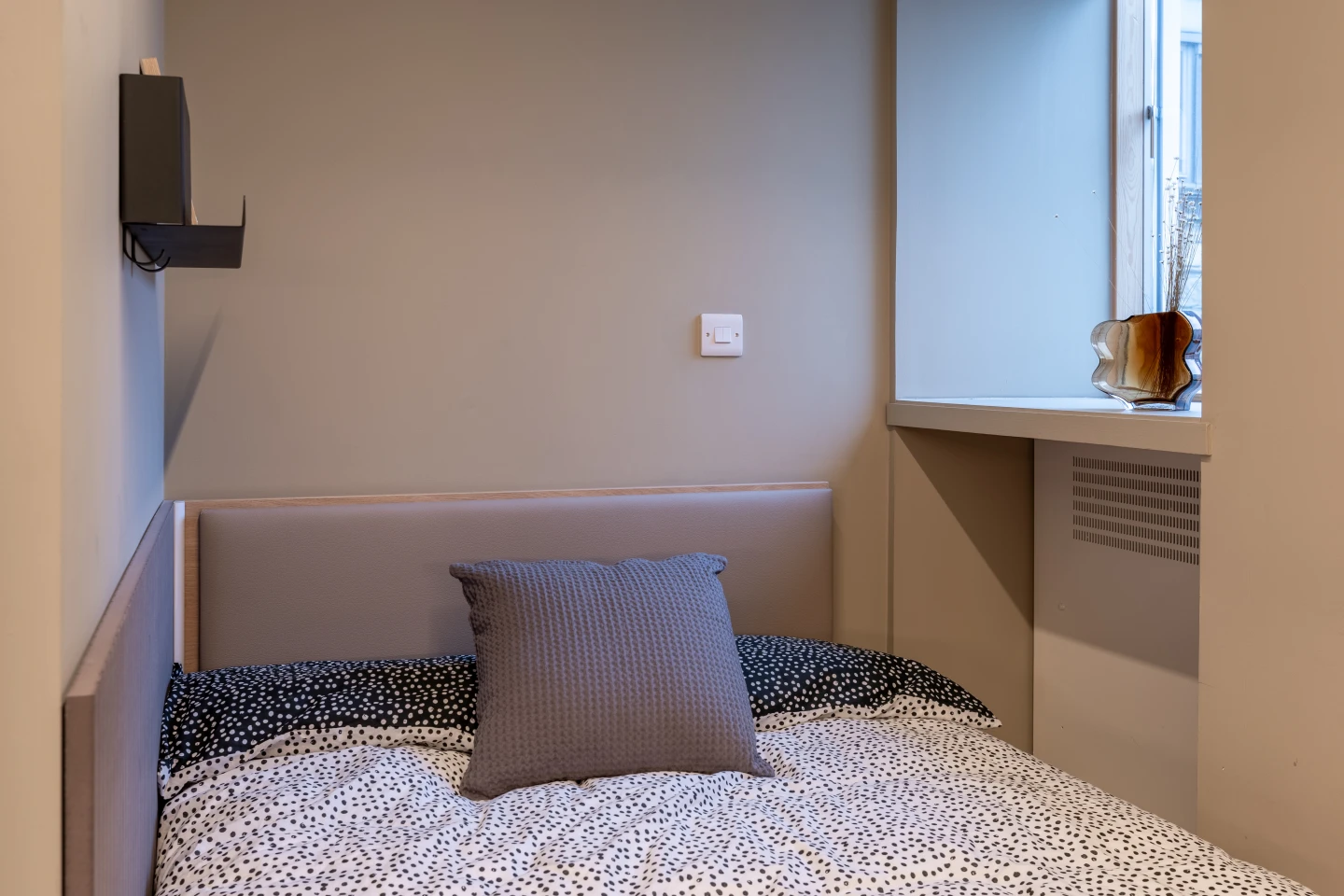  Platinum Studio - Single Bed  -  Potterrow  - Gallery -  1