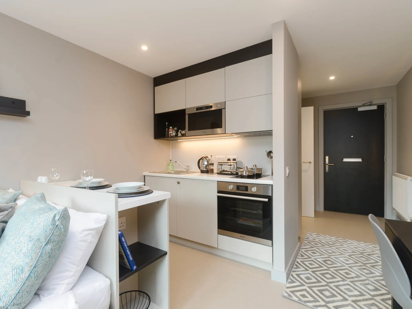  Silver Studio  -  Potterrow  - Gallery -  3