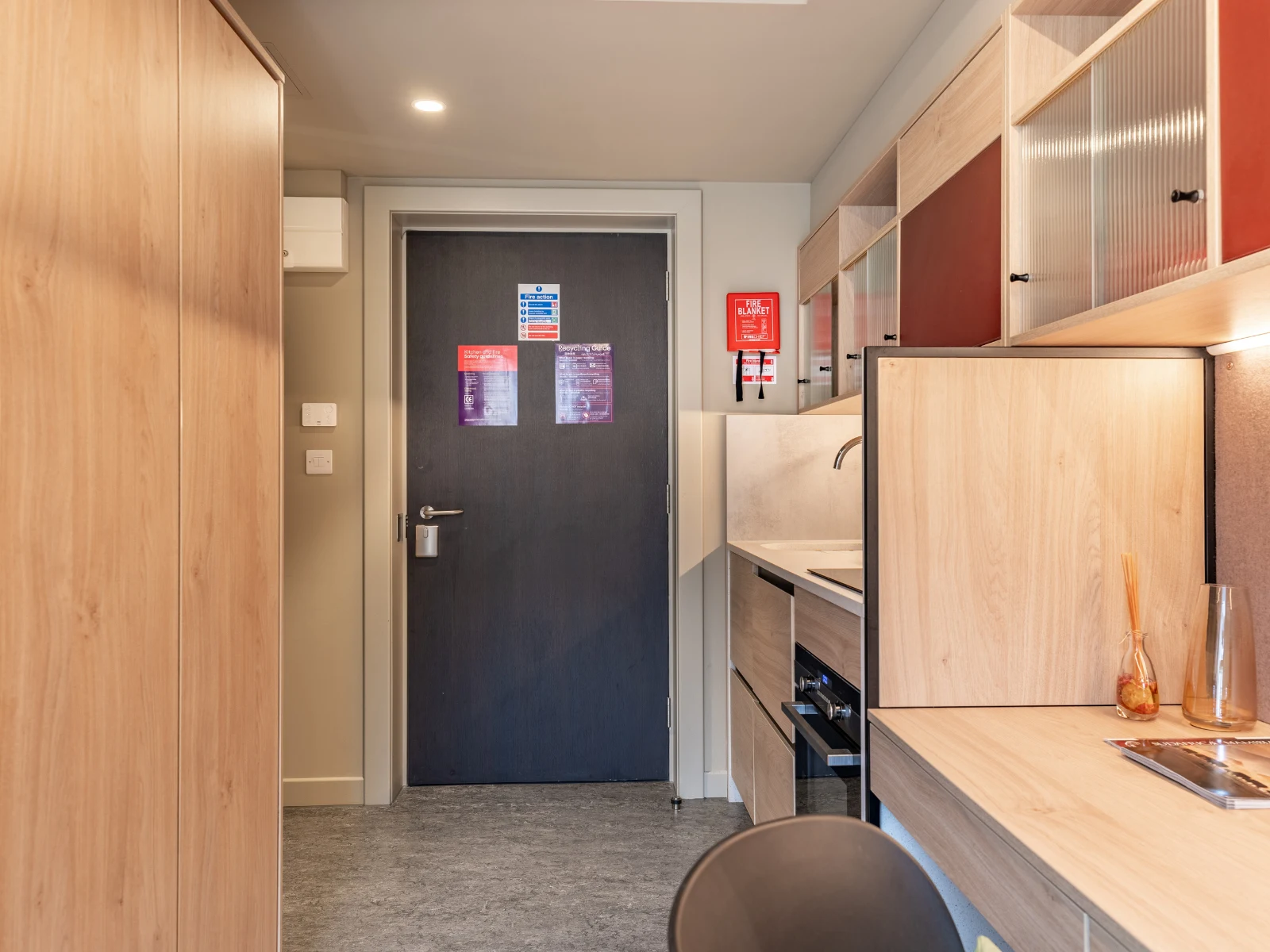 Executive Studio - Potterrow - Gallery - 5