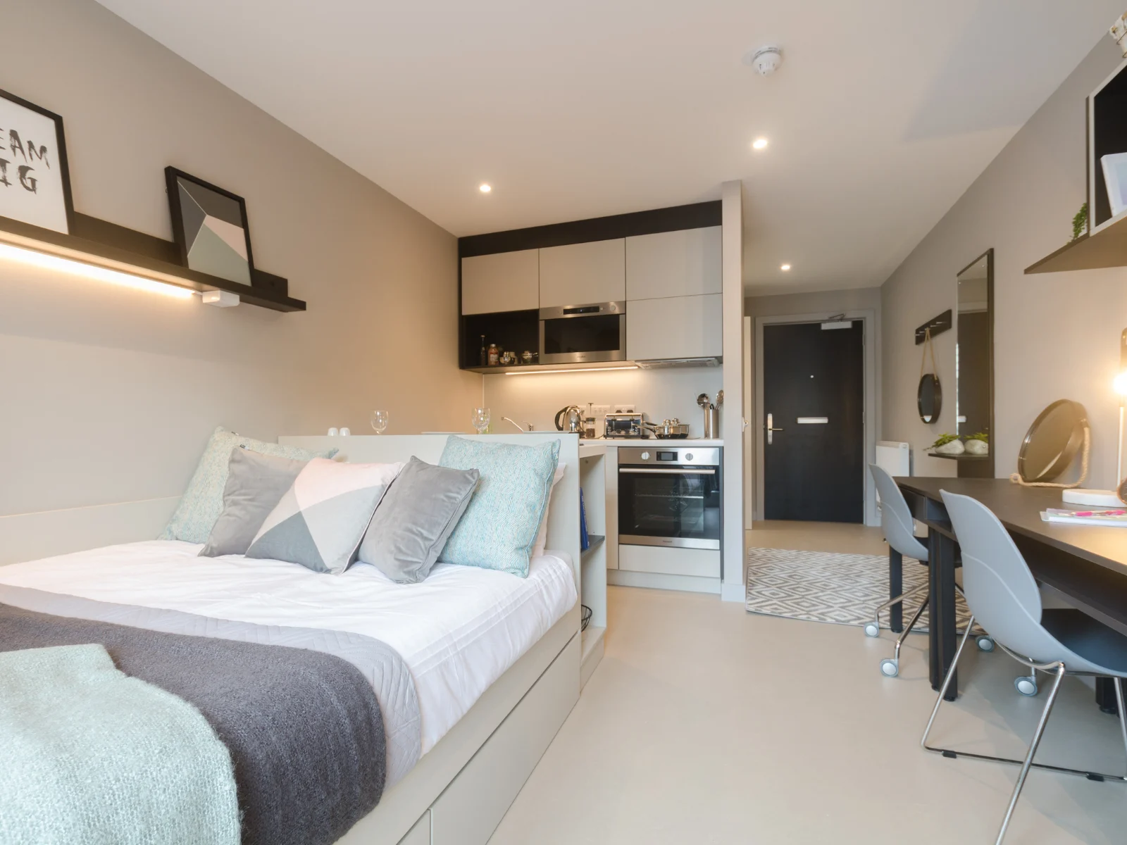 Bronze Studio - Potterrow - Gallery - 3