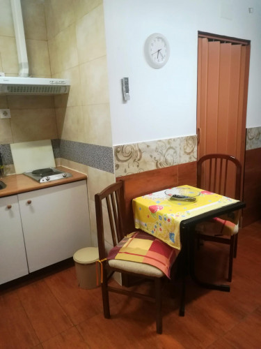 Estudio amueblado cerca del metro exterior  - Gallery -  3