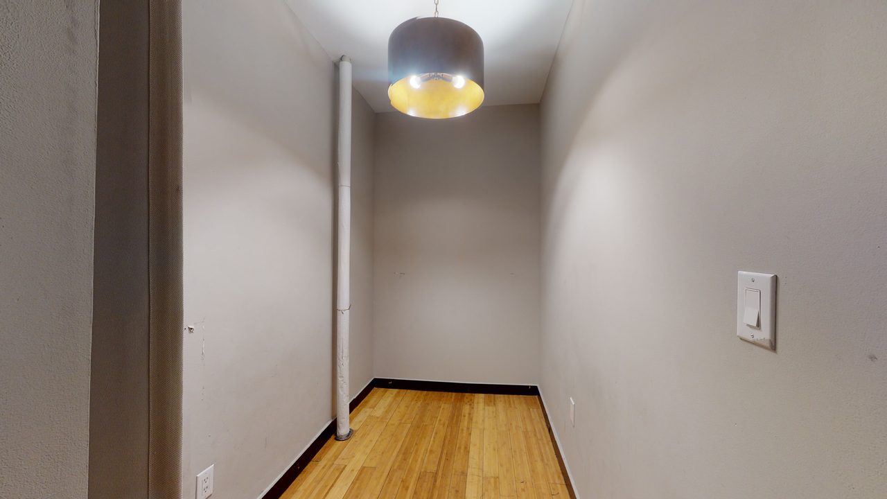 #152: Hell's Kitchen - 1 Bedroom (Queen) - #152: Hell's Kitchen - Gallery - 7