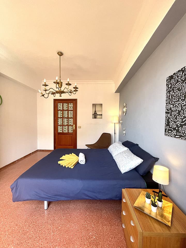 Room 1 - 36