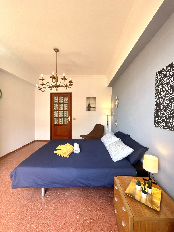 Room 1 - 16