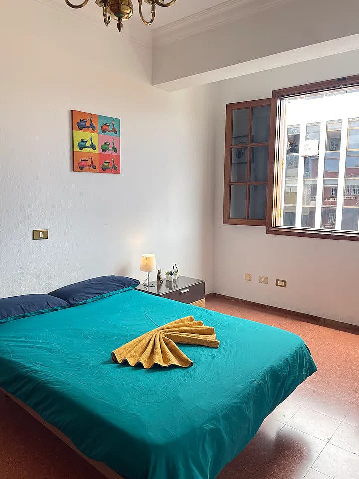 Room 2 - 13