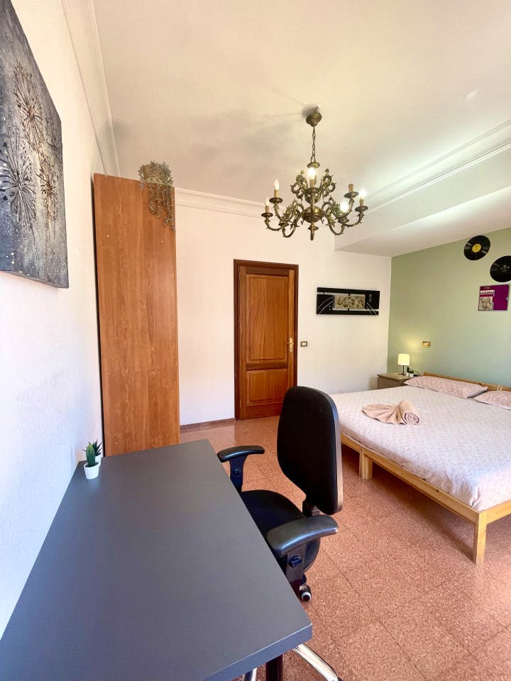Room 4 - 5