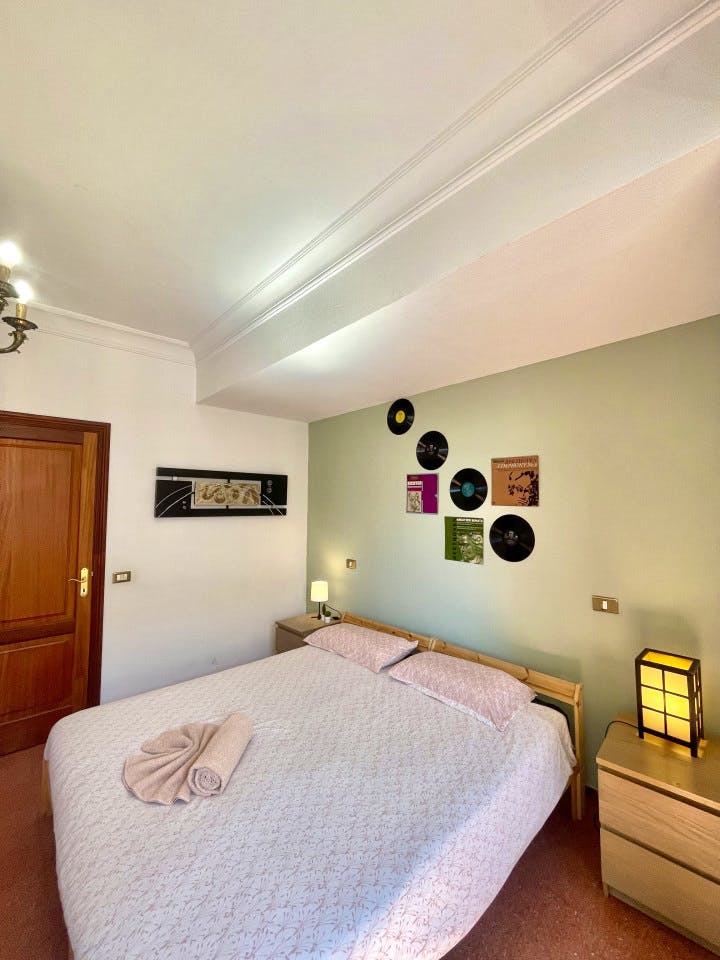 Room 4 - 7