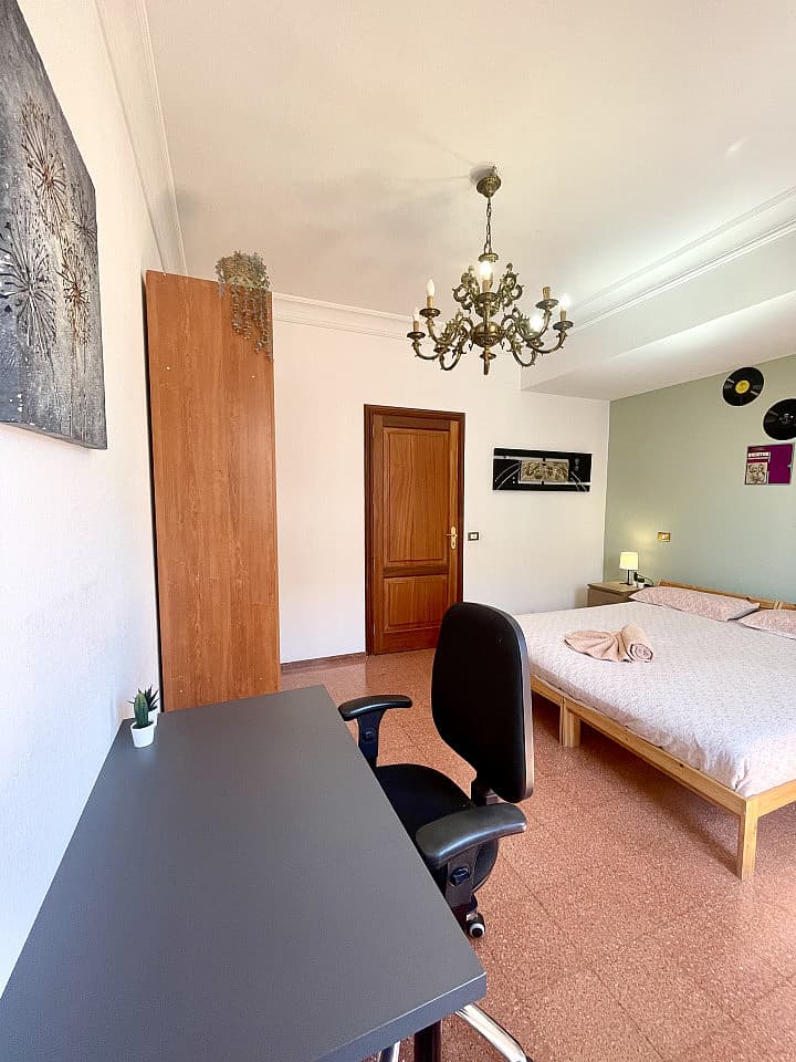 Room 4 - 27