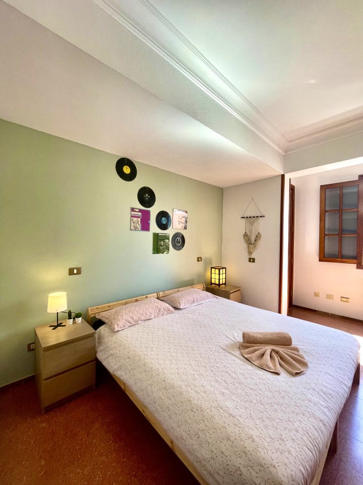 Room 4 - 4