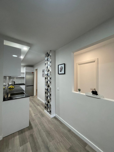 Vibrant Coliving Space for Digital Nomads in Authentic La Isleta
