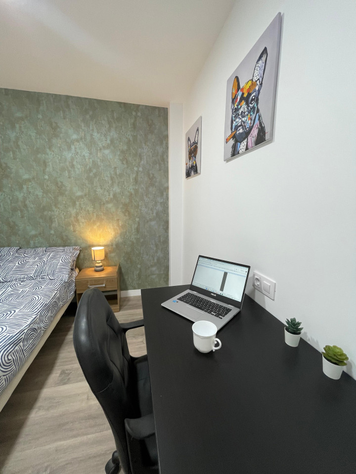Private Room 2 - 9