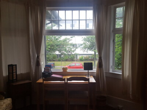 Beautiful private room in kitsilano