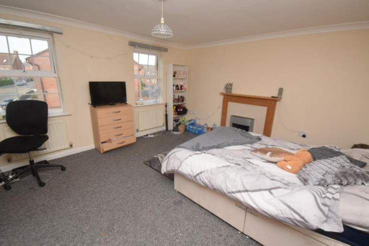  FF-SR4  -  Errington Close  ,Hatfield  - Gallery -  1