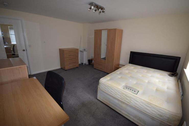 FF-SR2 - The Runway ,Hatfield - Gallery - 1