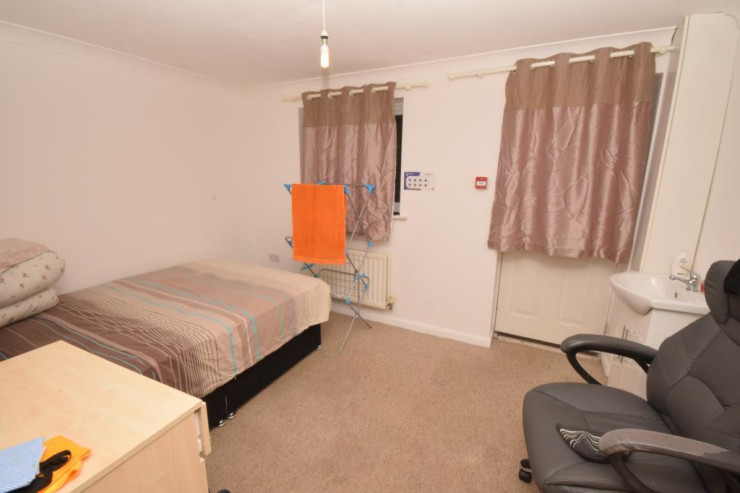 FF-SR4 - Mosquito Way,Hatfield - Gallery - 1