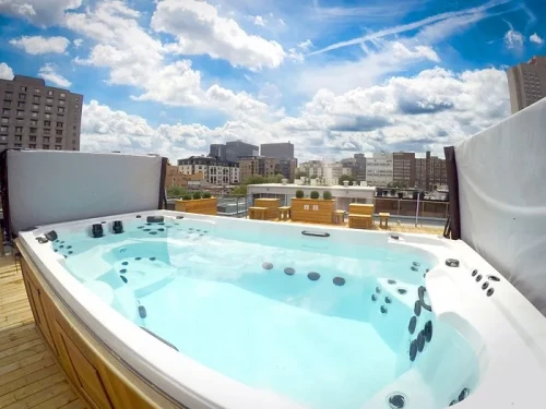 Montreal - Private let