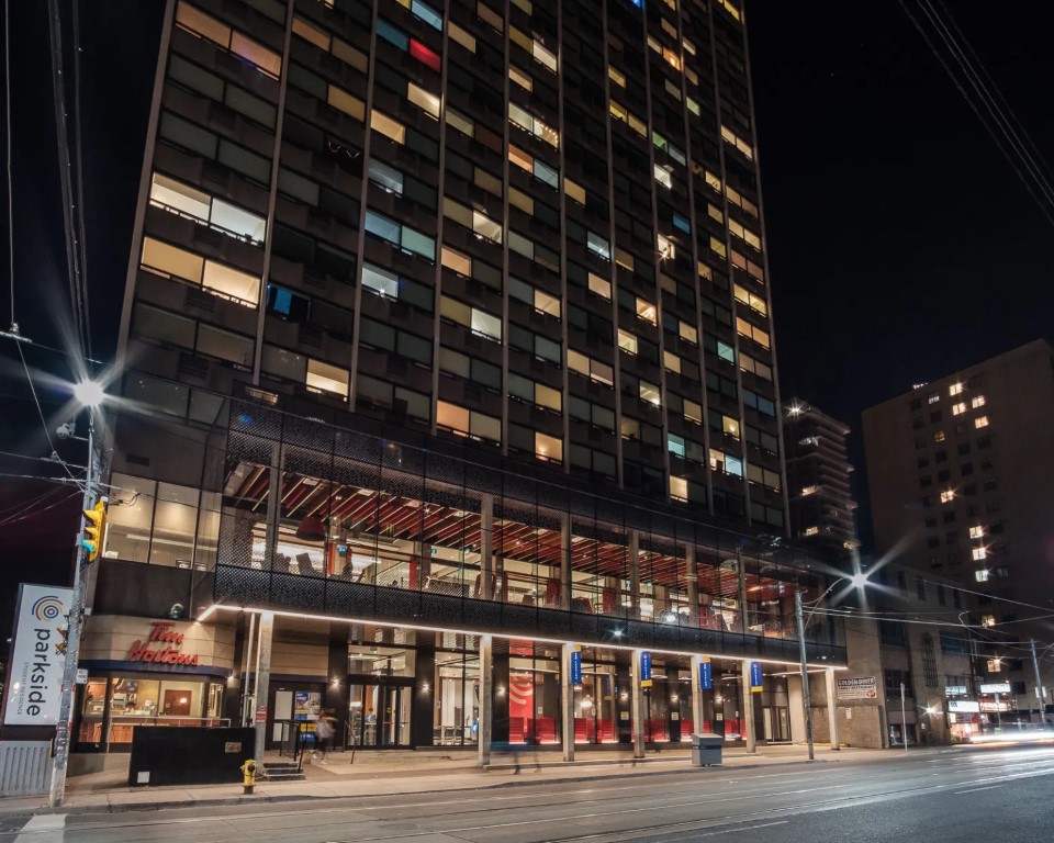 Toronto - Private let