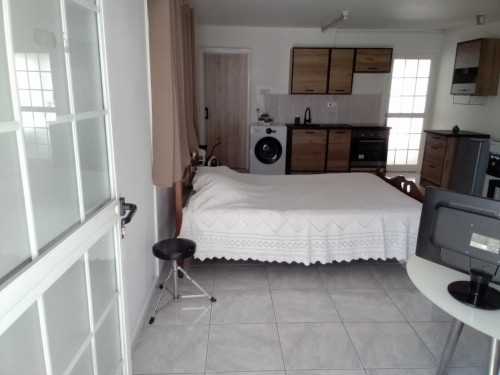 Spacious Studio for Nice People