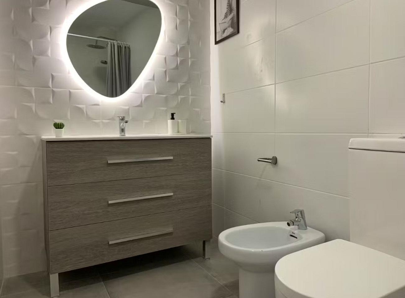 Private Room 2 - 11
