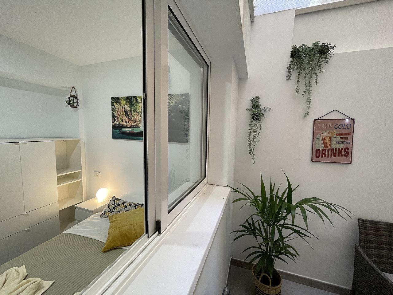 Private Room 2 - 7