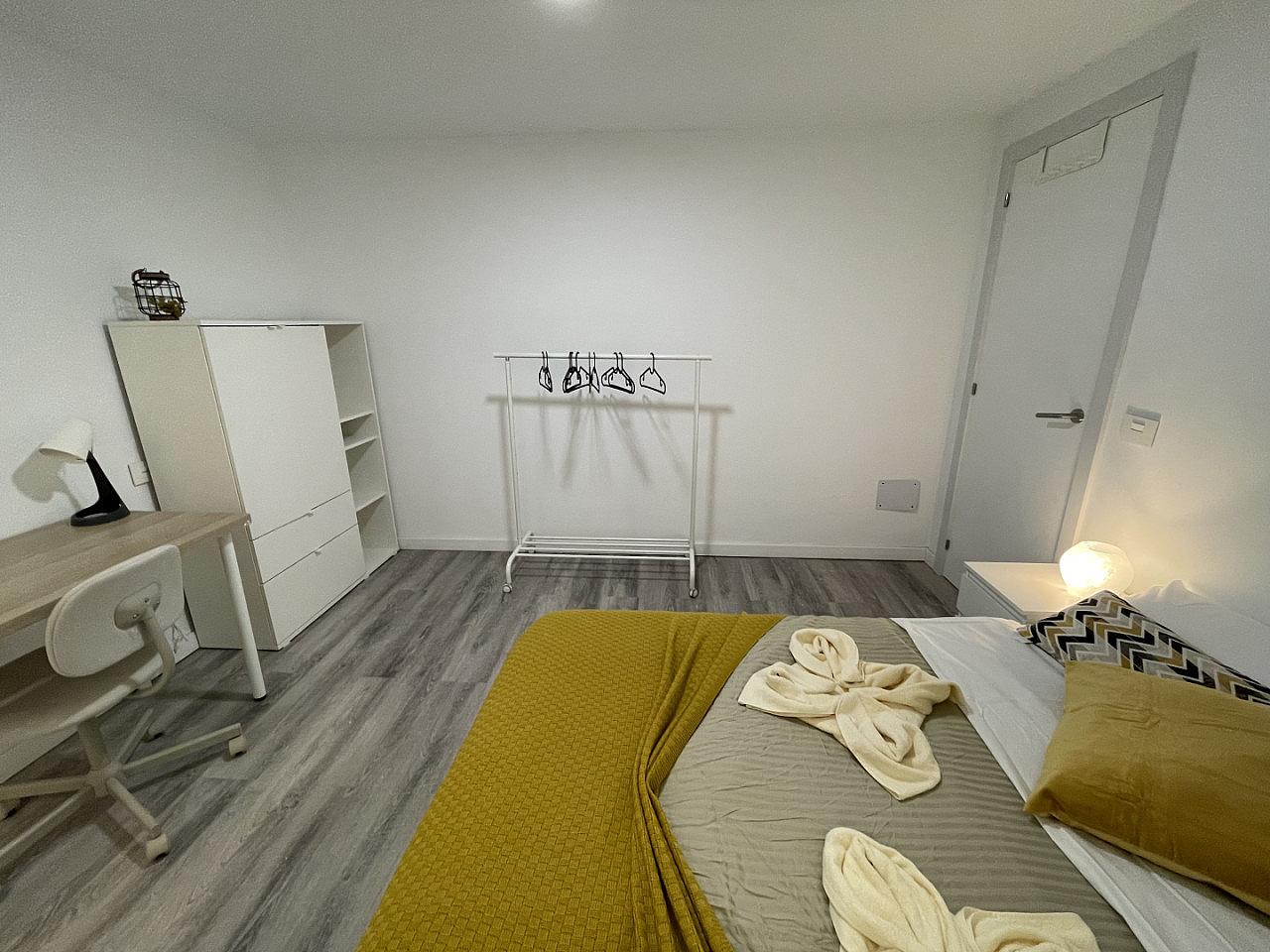 Private Room 3 - 10