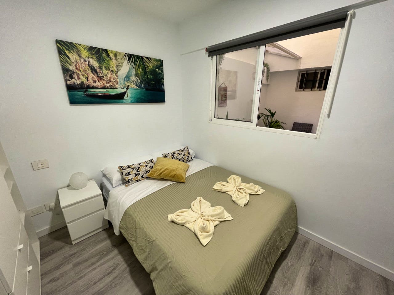 Private Room 2 - 9