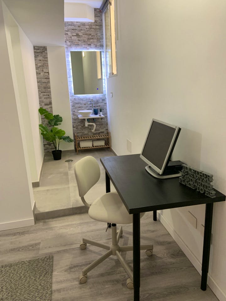Private Room 1 - 2