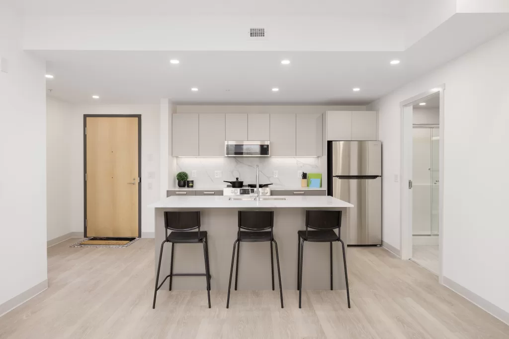  Private Bedroom  -  Vancouver - Private let  - Gallery -  13
