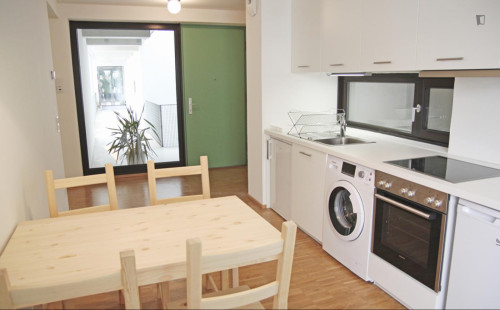Neat single bedroom in Harburg