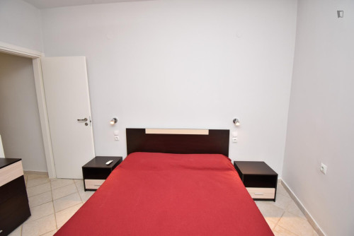 RENOVATED 1BR CITY CENTER