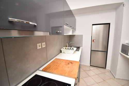 RENOVATED 1BR CITY CENTER - Gallery - 13