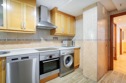 Bedroom for rent in Valdes 6, Alicante - Gallery - 6