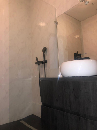 Double bedroom, with private bathroom, in 4-bedroom apartment - Gallery - 5