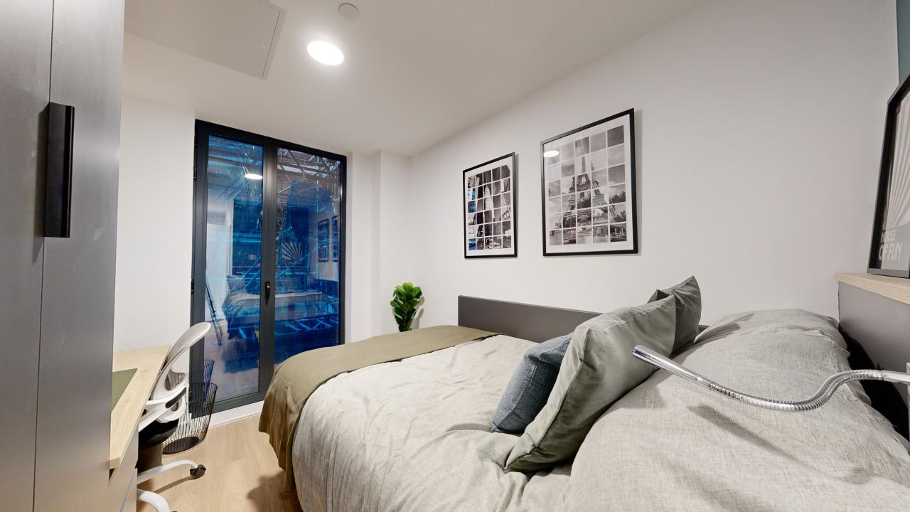 Classic Plus En-Suite - 20