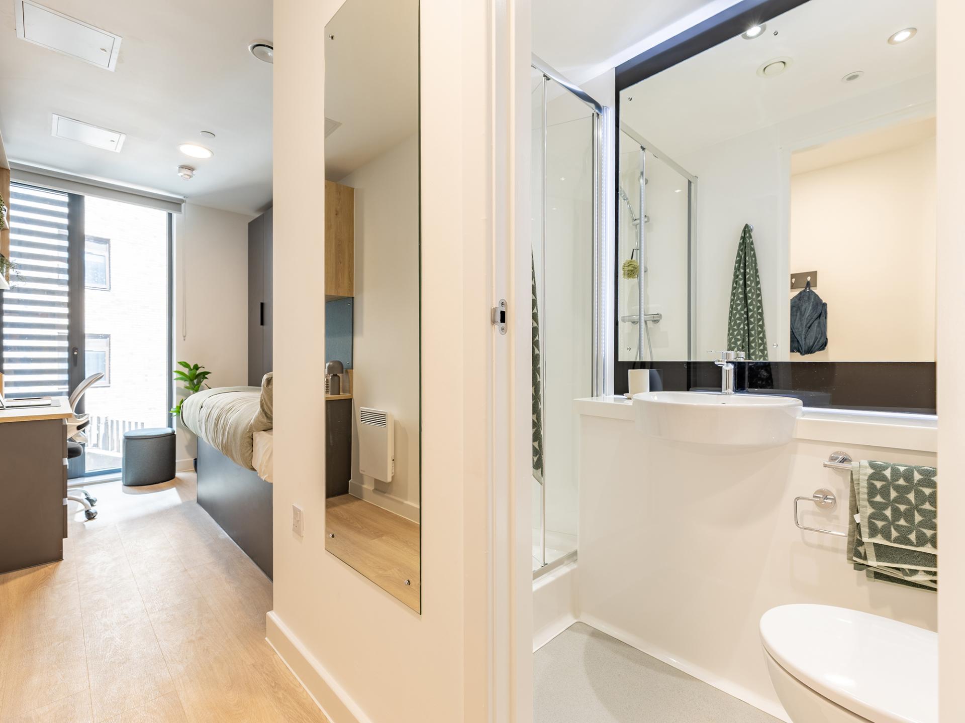 Premium En-Suite - 12