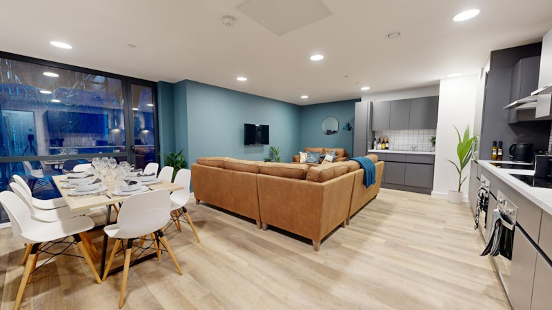 4 Bed En-Suite - 2