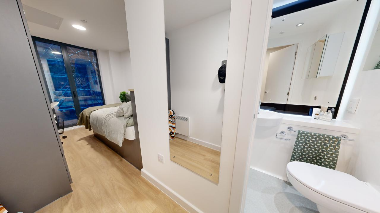 4 Bed En-Suite - 7