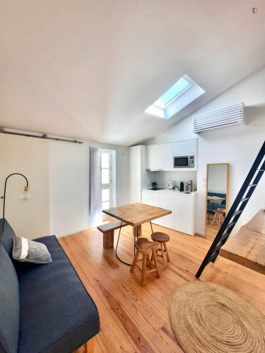 Very cool studio duplex close to the Universidade de Coimbra