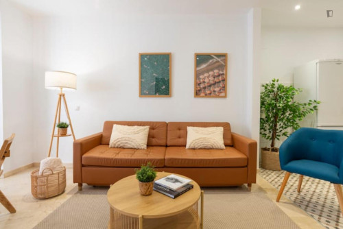 Pleasant 1-bedroom flat in the city centre - Gallery - 23