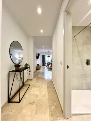 Pleasant 1-bedroom flat in the city centre - Gallery - 7