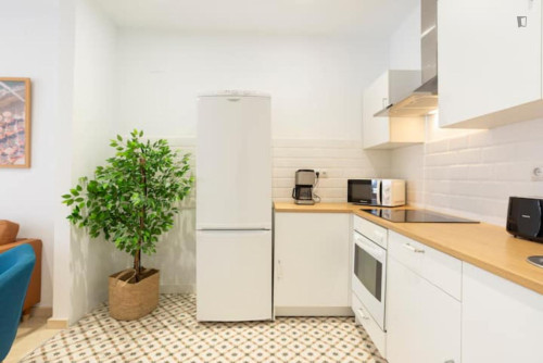 Pleasant 1-bedroom flat in the city centre - Gallery - 16
