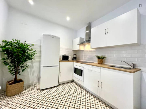 Pleasant 1-bedroom flat in the city centre - Gallery - 15