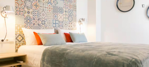Modern 2-bedroom flat in the historic centre