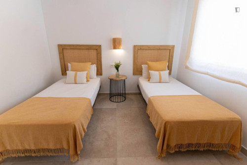 Large and elegant 3-bedroom apartment close to Playa de Chilches 