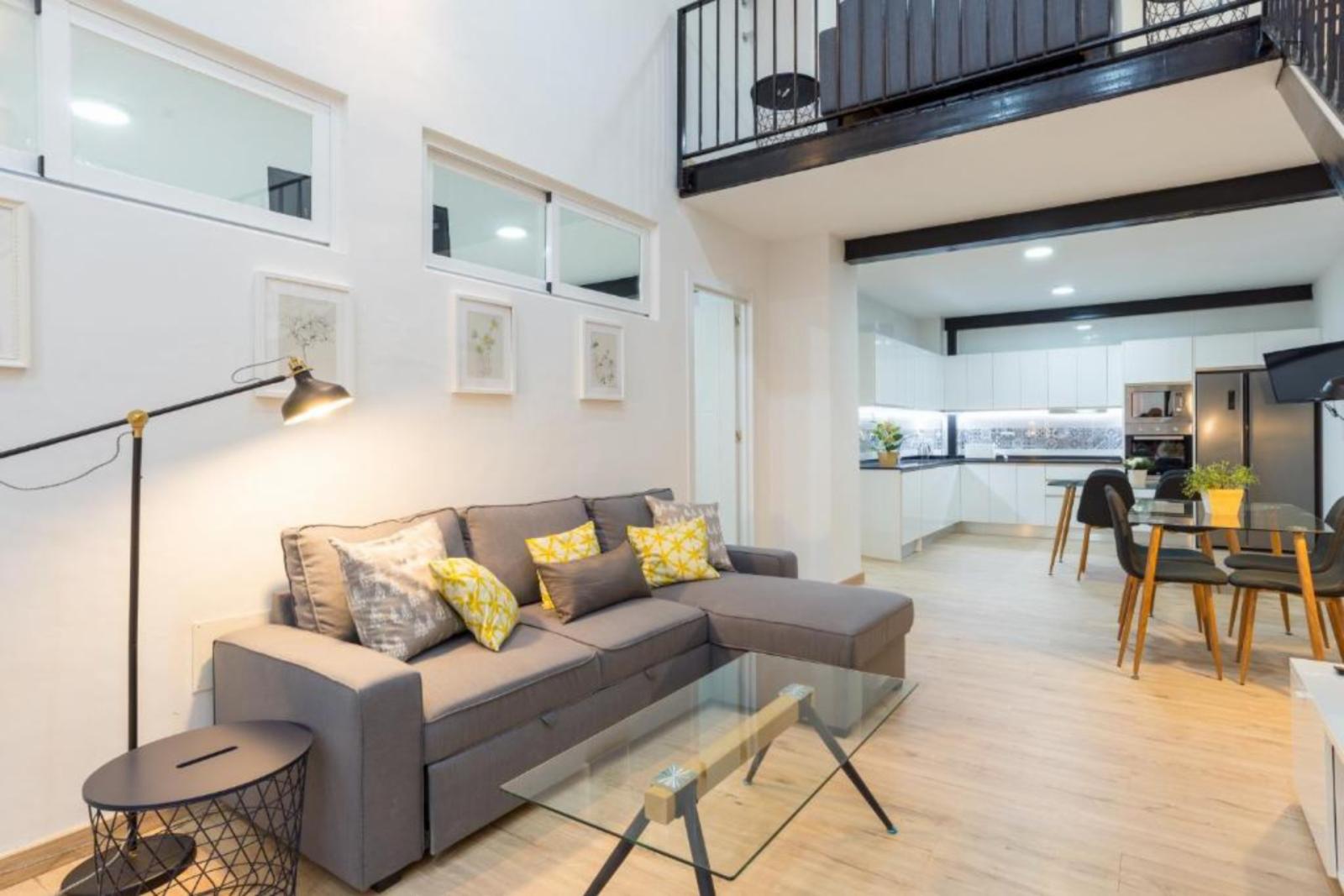  Magnificent 3-Bedroom Apartment In The Heart Of Málaga  -  Magnificent 3-bedroom apartment in the heart of Málaga  - Gallery -  1