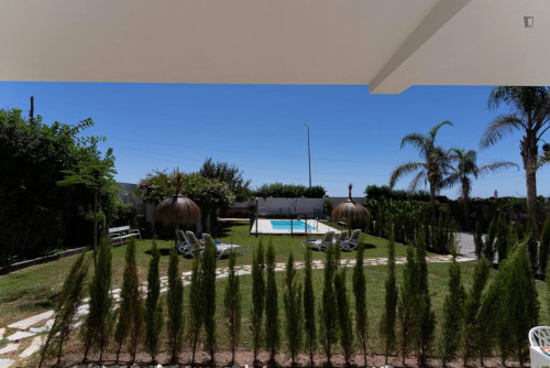 Fantastic 2-bedroom flat on the beachfront in Chilches